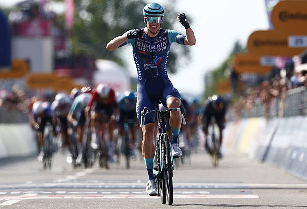 girodociclismo.com.br giro ditalia 2026 jhonatan narvaez vence a 12a etapa afonso eulalio segue a lideranca confira os resultados e a chegada image 24