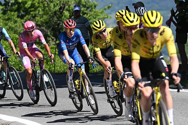 girodociclismo.com.br giro ditalia 2026 jonas vingegaard analisa a conquista da maglia rosa eu nem precisei atacar assista o video image 3