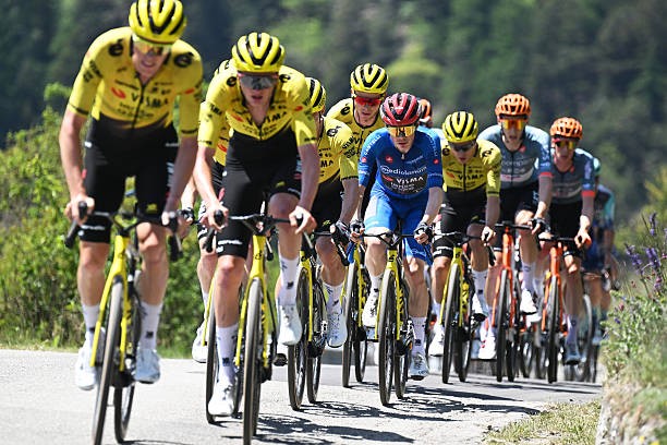 girodociclismo.com.br giro ditalia 2026 jonas vingegaard vence a 14a etapa e assume a lideranca confira os resultados e a chegada image 2