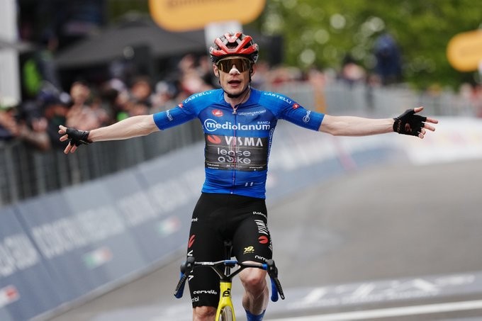 girodociclismo.com.br giro ditalia 2026 jonas vingegaard vence a 9a etapa apos ataque fulminante afonso eulalio mantem a lideranca confira os resultados e a chegada image 26