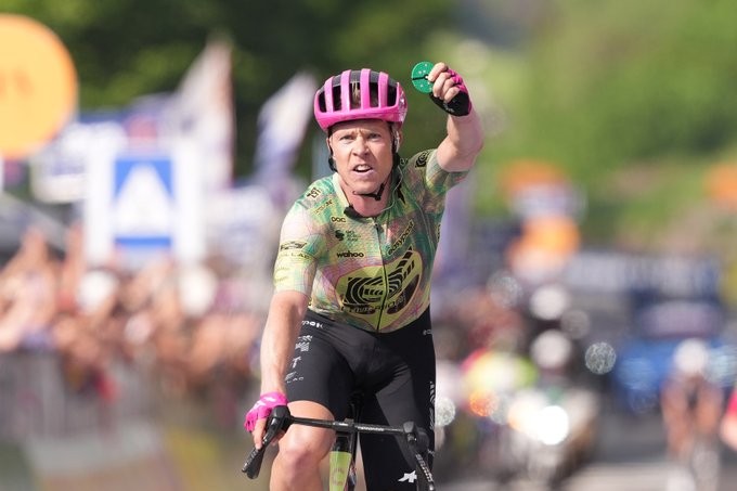 Giro d’Italia 2026: Michael Valgren vence a 17ª etapa, Jonas Vingegaard segue líder, confira os resultados e a chegada 1 girodociclismo.com.br giro ditalia 2026 michael valgren vence a 17a etapa jonas vingegaard segue lider confira os resultados e a chegada image