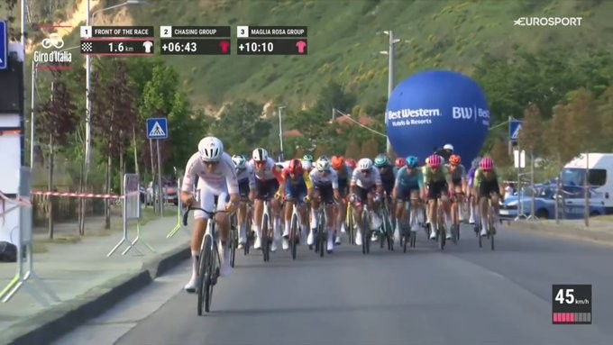 girodociclismo.com.br giro ditalia 2026 paul magnier vence a 4a etapa em final eletrizante confira os resultados e a chegada image 17