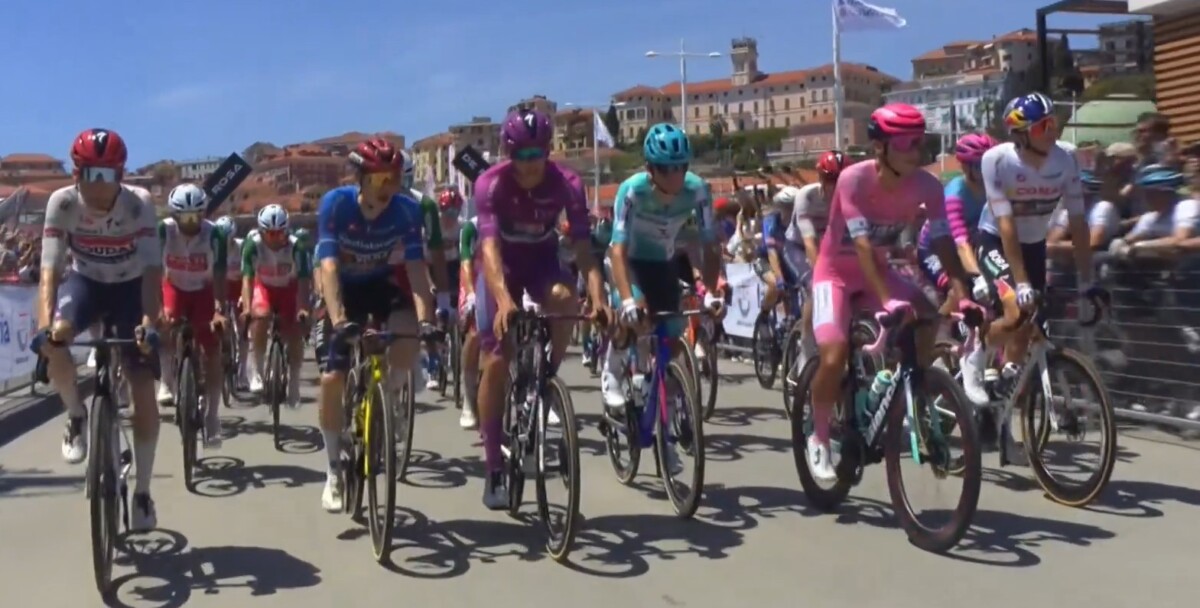 Giro d'Italia 2026: "Vamos tentar controlar o dia todo" Maglia Ciclamino revela estratégia para a etapa, assista o vídeo 3 girodociclismo.com.br giro ditalia 2026 vamos tentar controlar o dia todo maglia ciclamino revela estrategia para a etapa assista o video image 2