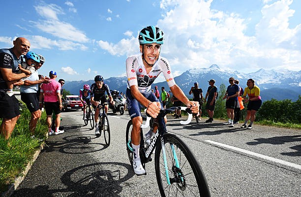 girodociclismo.com.br giro ditalia afonso eulalio fala com sinceridade ainda nao estou pronto para competir com os caras na frente assista o video image