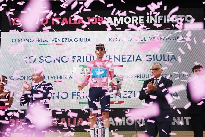 Guillermo Thomas Silva, quem é o Maglia Rosa do Giro d'Italia 2026 "tentei jogar futebol, mas voltei ao ciclismo" 3 girodociclismo.com.br guillermo thomas silva vive sonho cor de rosa e desembarca na italia como lider do giro ditalia image 3