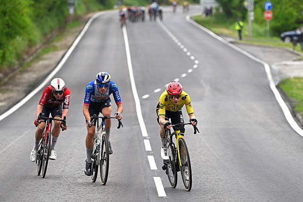 girodociclismo.com.br jonas vingegaard mostra confianca no giro ditalia estou realmente feliz com tudo que esta acontecendo assista a entrevista image