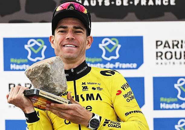 "Não pareceu que Tadej Pogacar tinha um pneu furado" Wout van Aert analisa declaração de António Morgado na Paris-Roubaix 4 girodociclismo.com.br nao pareceu que tadej pogacar tinha um pneu furado wout van aert analisa declaracao de antonio morgado na paris roubaix image 4