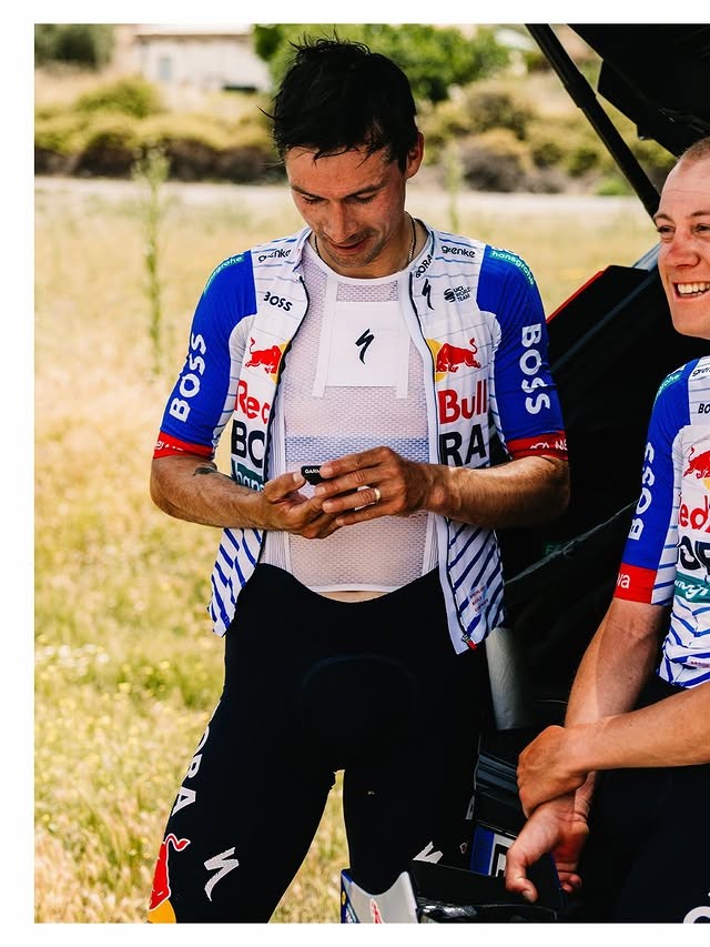 Primoz Roglic treina com Remco Evenepoel e aumentam as chances sobre participação no Tour de France 4 girodociclismo.com.br pirmoz roglic surge em treino da red bull bora e pode estar com remco evenepoel no tour de france image 8