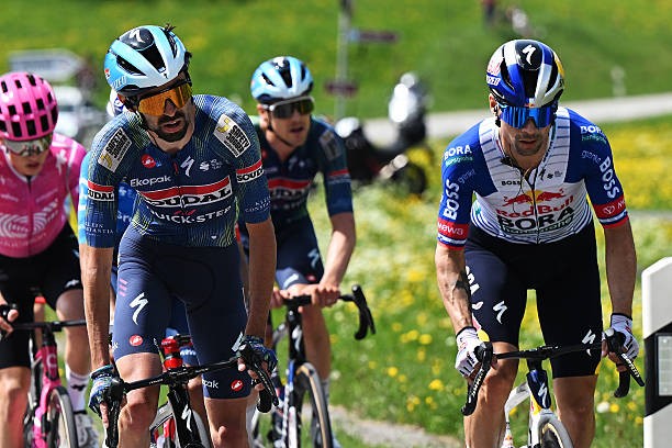 girodociclismo.com.br polemica no tour de romandie ciclista acusa organizacao de favorecer tadej pogacar se querem que pogacar venca e escolha deles image