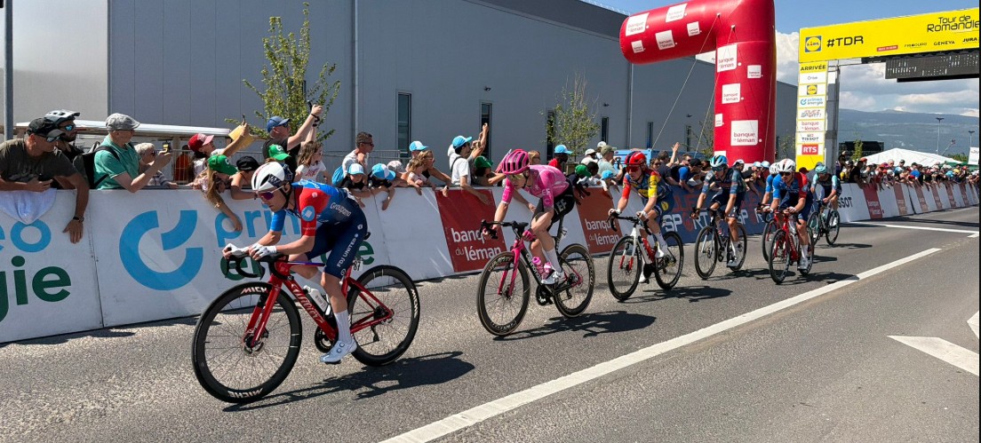 Tour de Romandie 2026: Dorian Godon vence a 3ª etapa, Tadej Pogacar mantém a liderança, confira os resultados e a chegada 3 girodociclismo.com.br tour de romandie 2026 image