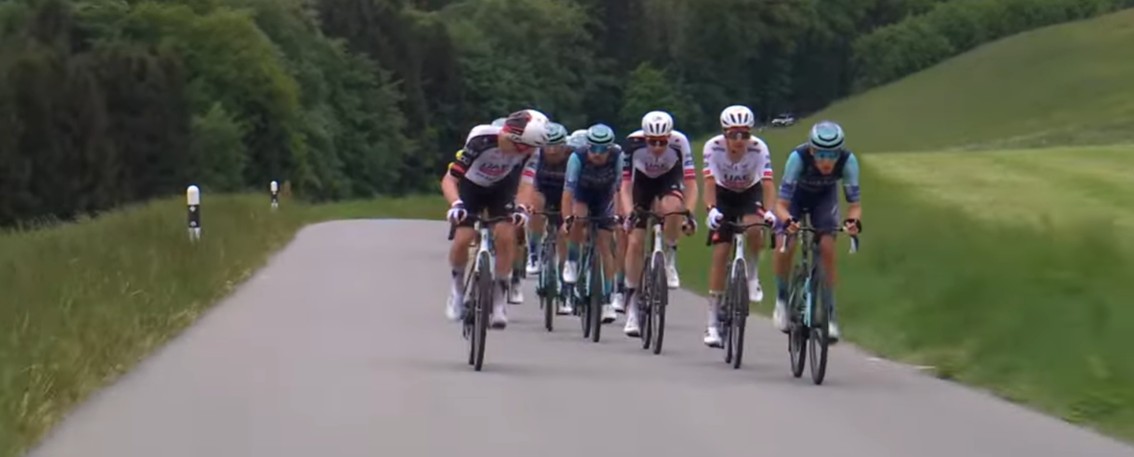 Tour de Romandie 2026: Tadej Pogacar imbatível vence a 5ª etapa e confirma vitória final, confira os resultados e a chegada 4 girodociclismo.com.br tour de romandie 2026 tadej pogacar vence a 5a etapa e e campeao confira os resultados e a chegada image 1