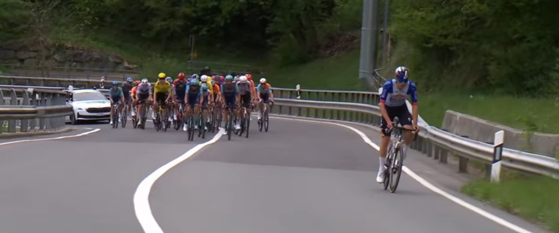 Tour de Romandie 2026: Tadej Pogacar imbatível vence a 5ª etapa e confirma vitória final, confira os resultados e a chegada 7 girodociclismo.com.br tour de romandie 2026 tadej pogacar vence a 5a etapa e e campeao confira os resultados e a chegada image 7