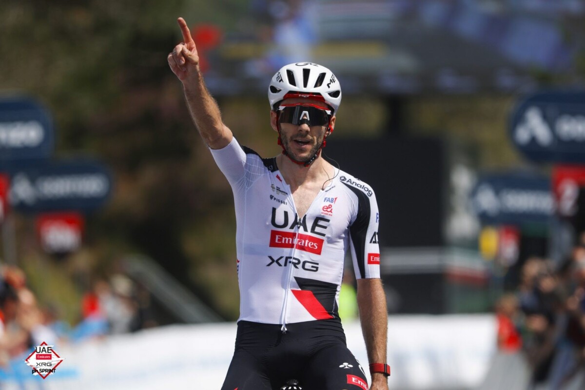 UAE Emirates anuncia forte equipe para o Giro d'Italia "ausência de João Almeida alterou nossa estratégia", confira o anúncio oficial 1 girodociclismo.com.br uae emirates anuncia forte equipe para o giro ditalia a ausencia de joao almeida alterou nossa estrategia confira o anuncio oficial image