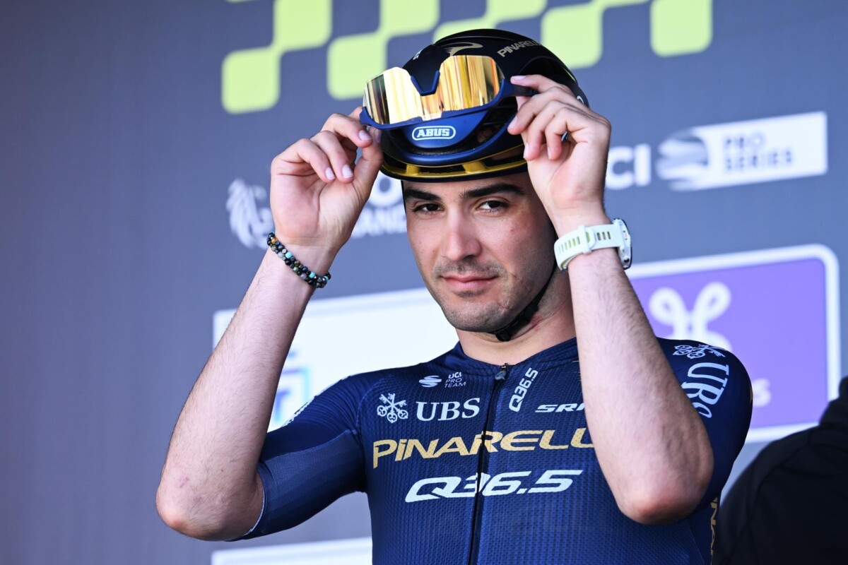 girodociclismo.com.br um momento muito decepcionante equipe perde principal sprinter apos concussao no giro ditalia e equipe lamenta image