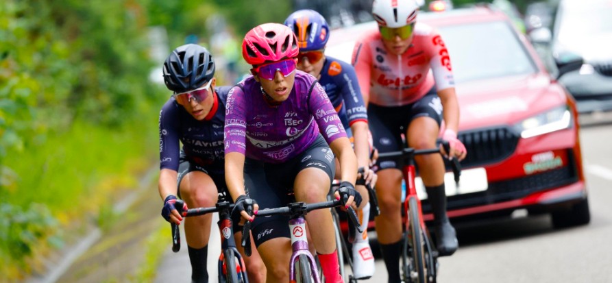Vuelta a España Feminina: Anna van der Breggen vence a 6ª etapa e assume a liderança, confira os resultados e a chegada 3 girodociclismo.com.br vuelta a espana feminina anna van der breggen vence a 6a etapa e assume a lideranca confira os resultados e a chegada image 5