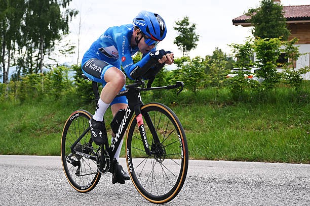 Giro d'Italia Feminino: Anna van der Breggen domina contrarrelógio e assume a liderança, confira os resultados e a chegada 6 girodociclismo.com.br anna van der breggen domina subida ao nevegal e assume lideranca do giro ditalia feminino image 15