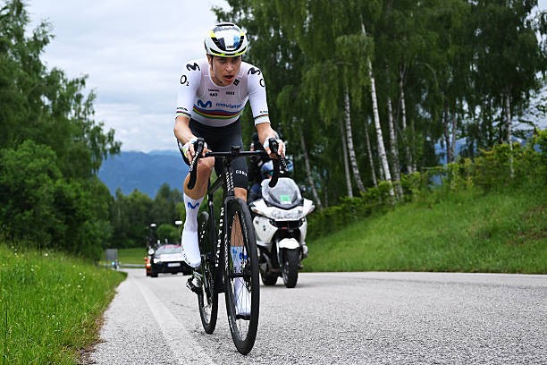 Giro d'Italia Feminino: Anna van der Breggen domina contrarrelógio e assume a liderança, confira os resultados e a chegada 4 girodociclismo.com.br anna van der breggen domina subida ao nevegal e assume lideranca do giro ditalia feminino image 3