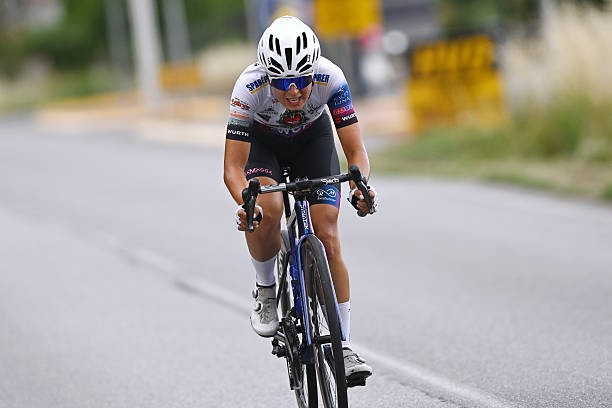 girodociclismo.com.br balsamo volta a vencer no giro feminino image 9