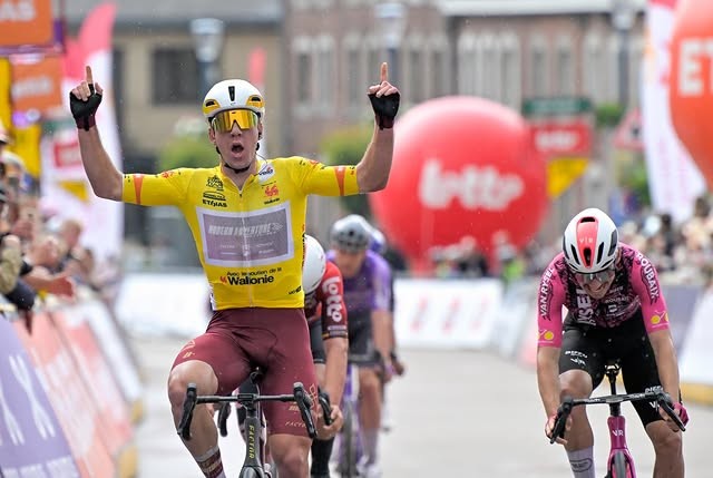 girodociclismo.com.br ben oliver vence a 5a etapa do tour da valonia e e campeao etapa marcada por grande queda confira os resultados e a chegada image