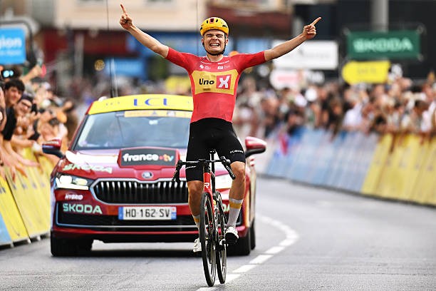 girodociclismo.com.br criterium du dauphine 2026 classificacao geral apos a 2a etapa alex baudin mantem a lideranca confira as classificacoes completas image