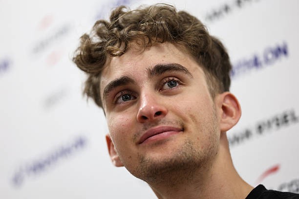 girodociclismo.com.br criterium du dauphine 2026 paul seixas fala antes da competicao e bom reencontrar ciclistas que venci no pais basco image
