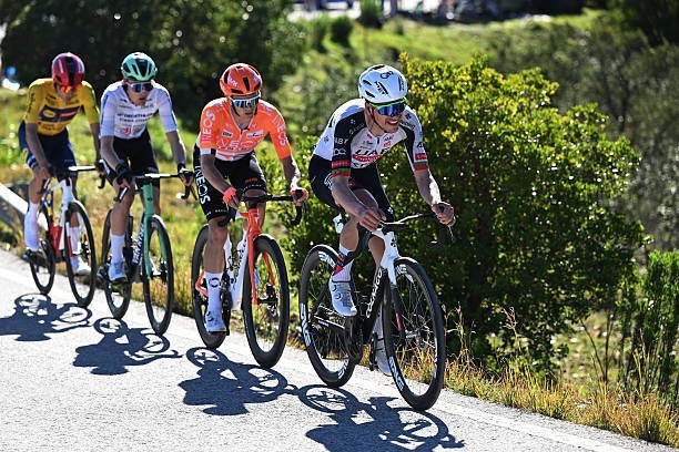 Critérium du Dauphiné 2026: Onde assistir ao vivo, start list final com a numeração dos ciclistas 2 girodociclismo.com.br criterium du dauphine 2026 start list final com a numeracao dos ciclistas confira onde assistir ao vivo image