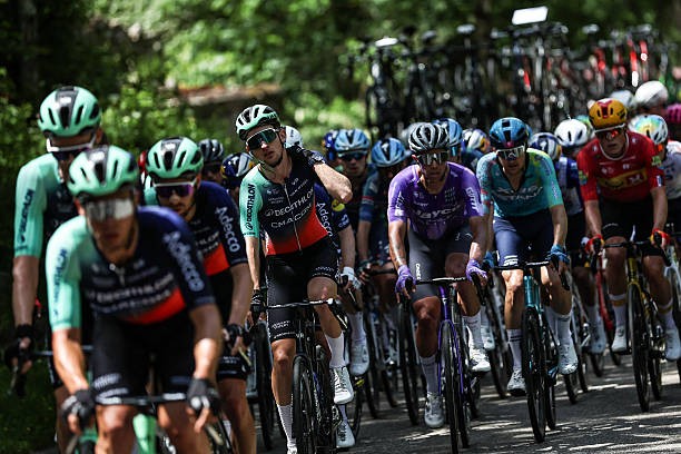 girodociclismo.com.br criterium du dauphine 2026 vence a 1a etapa e assume a lideranca confira os resultados e a chegada image 3