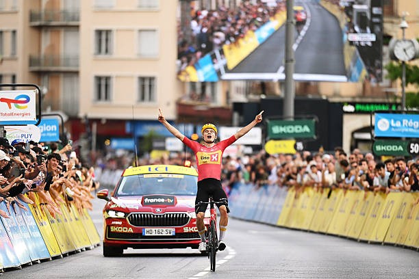 Critérium du Dauphiné: Fuga triunfa e Anthon Charmig vence a 2ª etapa, Alex Baudin segue líder, confira os resultados e a chegada 11 girodociclismo.com.br criterium du dauphine fuga triunfa e anthon charmig vence a 2a etapa alex baudin segue lider confira os resultados e a chegada image