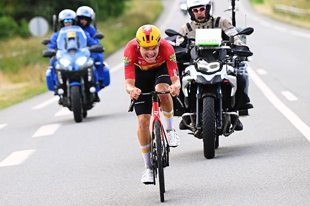 Critérium du Dauphiné: Fuga triunfa e Anthon Charmig vence a 2ª etapa, Alex Baudin segue líder, confira os resultados e a chegada 10 girodociclismo.com.br criterium du dauphine fuga triunfa e vence a 2a etapa alex baudin mantem a lideranca confira os resultados e a chegada image 4