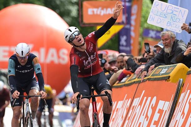 girodociclismo.com.br de lie conquista vitoria espetacular em eupen image 1