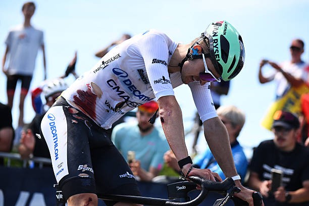 girodociclismo.com.br e tadej pogacar depois os outros evenepoel nao sabe qual pedal pressionar diretor da lenda bernard hinault projeta o tour de france image 4