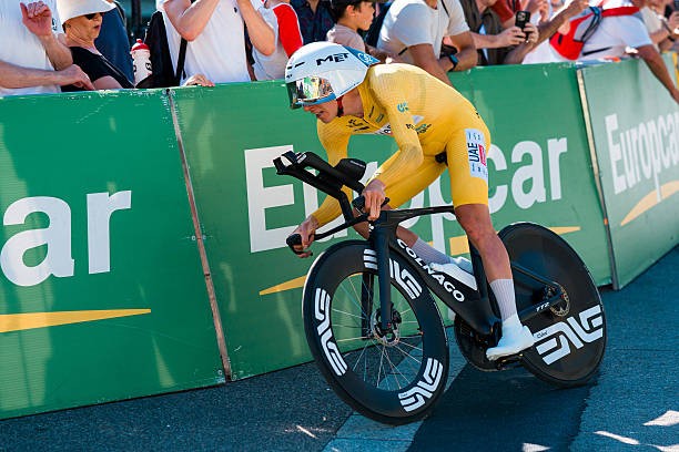 "A notícia de hoje foi muito boa" Tadej Pogacar analisa a vitória no Tour de Suisse, assista a entrevista 1 girodociclismo.com.br eu so sabia do tempo intermediario tadej pogacar analisa a vitoria no tour de suisse assista a entrevista image