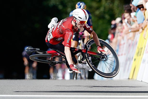 girodociclismo.com.br final inacreditavel no gp de gippingen image