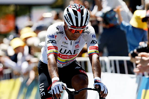 girodociclismo.com.br gregario de tadej pogacar rejeita oferta da ineos uae emirates acerta novo contrato com vencedor de 3 etapas do giro ditalia image 1
