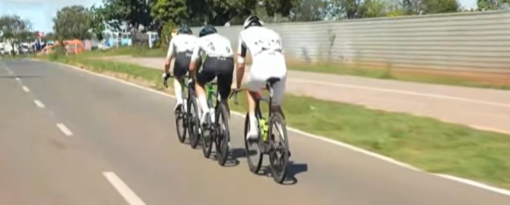 girodociclismo.com.br joao pedro rossi vence o campeonato brasileiro de estrada confira os resultados e a chegada image 3