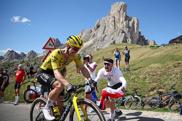 girodociclismo.com.br jonas vingegaard com forte apoio no tour de france visma lease a bike anuncia a equipe para a competicao assista o video image 4