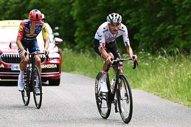 girodociclismo.com.br juan ayuso lamenta derrota no criterium du dauphine fui estupido acabei jogando a vitoria fora assista a entrevista image 2