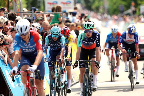 girodociclismo.com.br nao tive muita colaboracao acho que eles tinham um pouco de medo paul seixas analisa a 1a etapa do criterium du dauphine assista o video image 2
