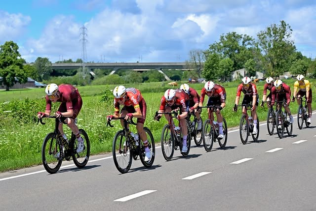 girodociclismo.com.br oliver confirma titulo com vitoria na etapa final image 9