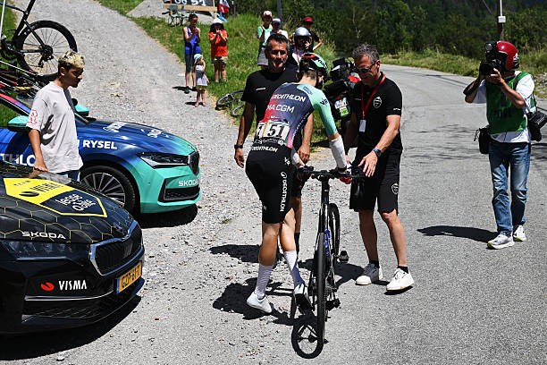 girodociclismo.com.br paul seixas estava se tornando o queridinho a prova expos suas fraquezas vencedor de etapas do tour de france analisa a evolucao do frances image 4