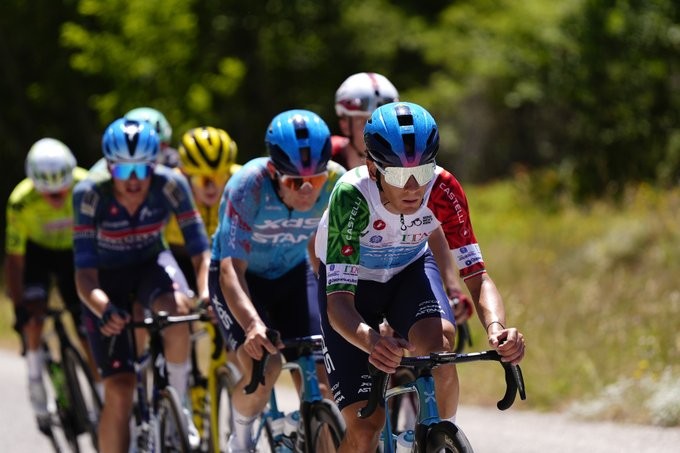 Giro Next Gen 2026: Aubin Sparfel vence a 7ª etapa, brasileiro Henrique Bravo segue no top 3, resultados e chegada 3 girodociclismo.com.br sparfel conquista vitoria na 7a etapa do giro next gen image 8