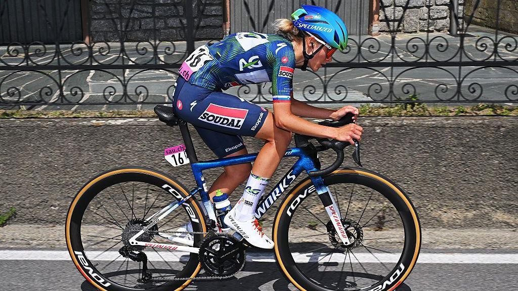 girodociclismo.com.br tadej pogacar analisa o tour de suisse e atualiza estado de saude de urska zigart e uma lutadora me da motivacao assista o video image 4