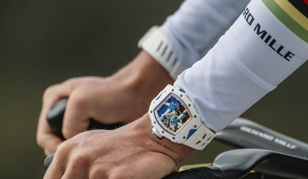 Tadej Pogacar apresenta seu relógio de US$ 1 milhão antes do Tour de France, modelo disponível em edição limitada 4 girodociclismo.com.br tadej pogacar apresenta seu relogio de us 1 milhao antes do tour de france modelo esta disponivel em edicao limitada image 4