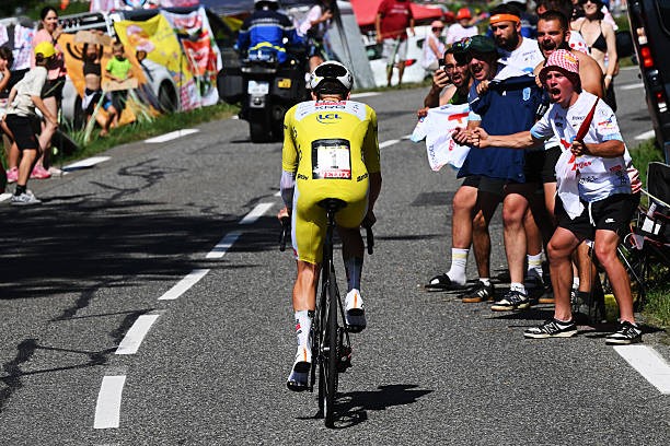 girodociclismo.com.br tadej pogacar e o favorito ao tour de france nao vamos nos enganar vencedor de duas etapas do tour analisa o favoritismo de pogacar image 1