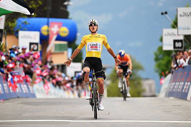 girodociclismo.com.br tadej pogacar esta dois passos a frente de todos capitao da red bull bora analisa com sinceridade o tour de france assista o video image 2