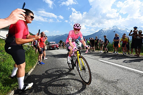 "Jonas Vingegaard nunca teve Tadej Pogacar no 2º Grand Tour" Alberto Contador questiona forma de Vingegaard, assista o vídeo 3 girodociclismo.com.br tadej pogacar nunca esteve no 2o grand tour de jonas vingegaard alberto contador questiona forma de vingegaard assista o video image 4