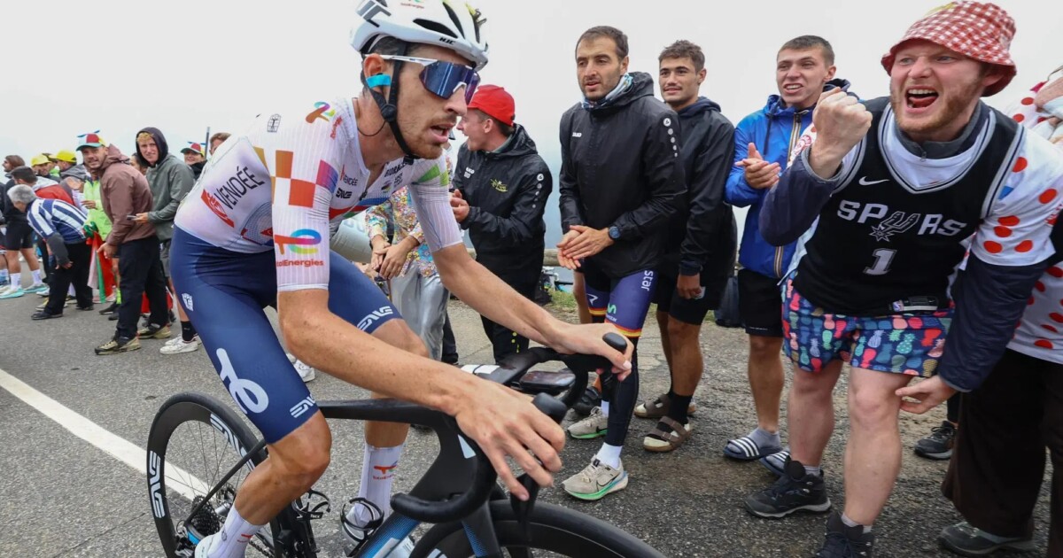 girodociclismo.com.br tour de france 2026 espero tadej pogacar atacar para ter alivio capitao faz relato impressionante sobre ritmo da uae emirates image 2