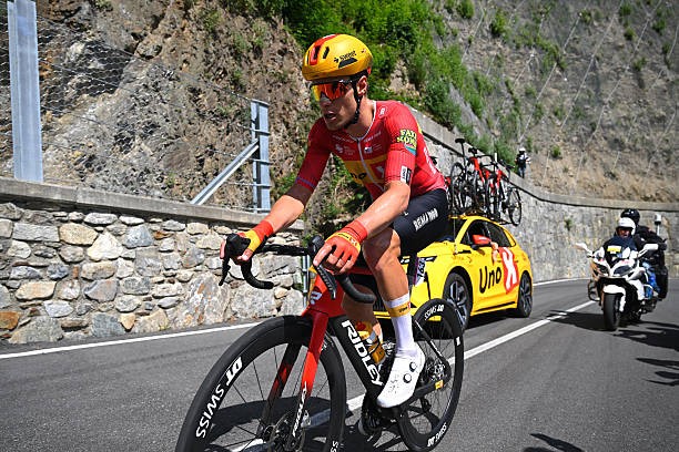 Tour de Suisse 2026: Tadej Pogacar dá show, vence a 1ª etapa e assume a liderança, confira os resultados e a chegada 5 girodociclismo.com.br tour de suisse 2026 tadej pogacar vence a 1a etapa e assume a lideranca confira os resultados e a chegada image 8