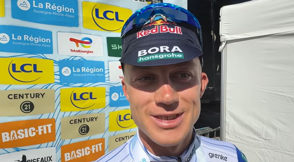 "Treinei com Remco Evenepoel, estava voando" Maxim van Gils descreve vitória no Critérium du Dauphiné, assista o vídeo 1 girodociclismo.com.br treinei 25 dias com remco evenepoel estou na melhor forma da vida image 1