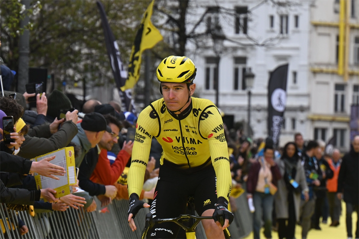girodociclismo.com.br um dos proincipais gregciclista da visma lease a bike sofre forte queda e pode ficar fora do tour de france image 1